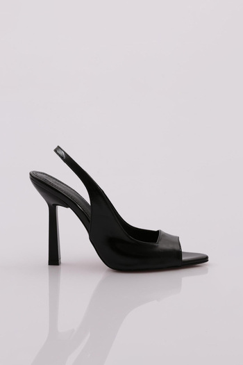 DGN 06 Women's - Pointed Toe and Rubber Detailed Thin Heel Shoes