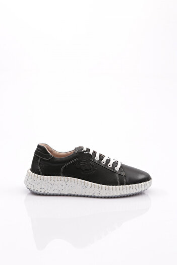 DGN Women's Lace-Up Sneaker Shoes Black 266102623