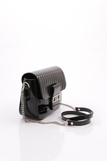 DGN Black Patent Leather Women's Bag - Chain and Shoulder Strap 411103279