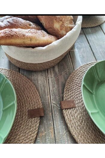 SILA Wicker Plate and Basket Set