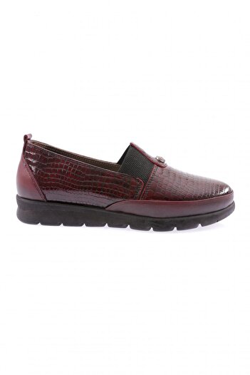 DGN Women's Rubber Detailed Comfort Shoes Burgundy Crocodile Patent Leather 8537103