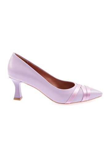 DGN 315-23y Women's Pointed Toe Low Heeled Shoes