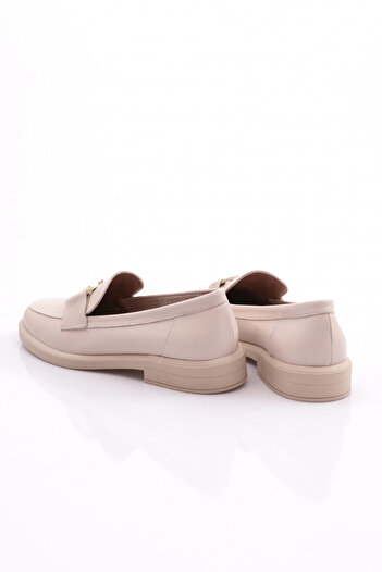 DGN Γυναικείο Loafer με αγκράφα V, Ecru Napa Model No 35155353
