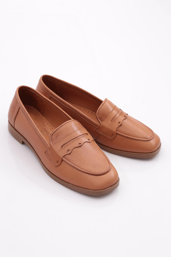 DGN 010 Women's Blunt Toe Shaped Ballerinas