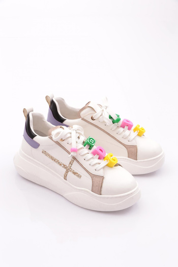 DGN White and Black Women's Sneakers - 21343118