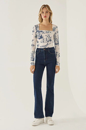 Hiccup Gather Detailed Patterned Top