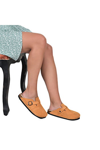 Moosefield Genuine Leather Tan Plush Home and Outdoor Slippers