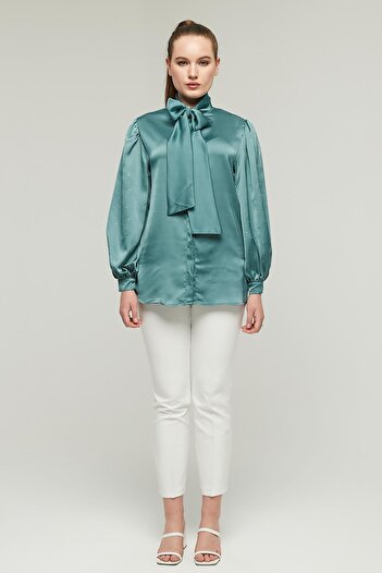 Appleline Stone Detailed Satin Shirt - Bow Sleeve Emeral