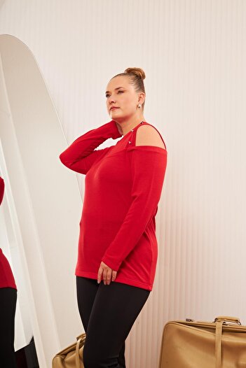 RMG Large Size Shoulder Detail Knitted Blouse Red