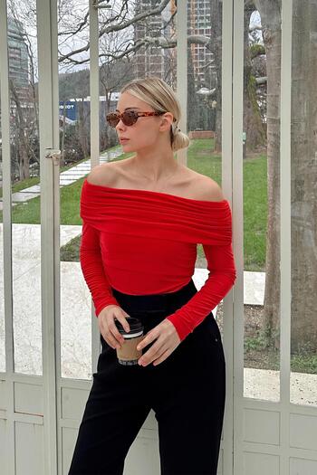 Swist Red Madonna Collar Open Shoulder Fels Blouse - Draped