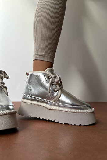 Mupa Shoes Ασημί λουστρίνι Γυναικείες Μπότες - Γούνα Εσωτερικά