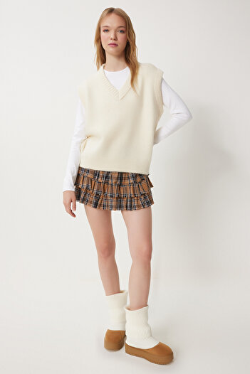 Happiness İstanbul Women's Cream V-Neck Knitwear Sweater Pf00099