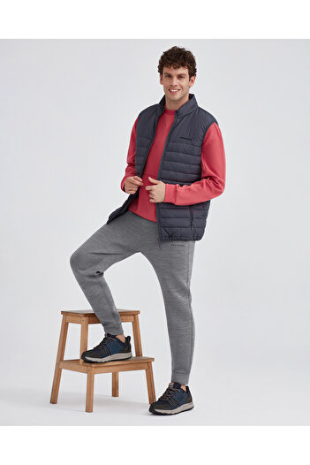 SKECHERS M Essential Vest Erkek Gri Yelek S202174-040