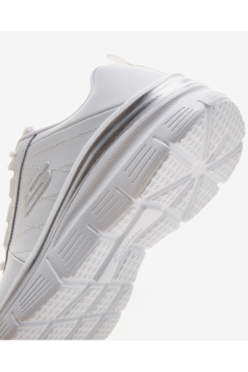 SKECHERS Fashion Fit - Effortless Women's White Sneakers149473tk Wsl