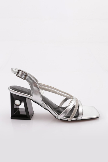DGN Women's Silver Stone Banded Heeled Sandals Silver Opening 72921033