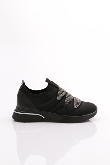 DGN Women's Thick Sole Diamond Patterned Sneaker Shoes Black Black 33335105