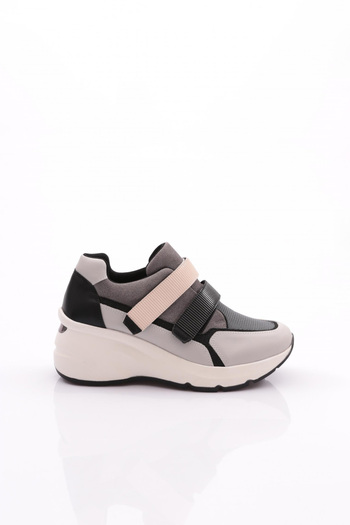 DGN 62169 Women's Velcro Sports Shoes