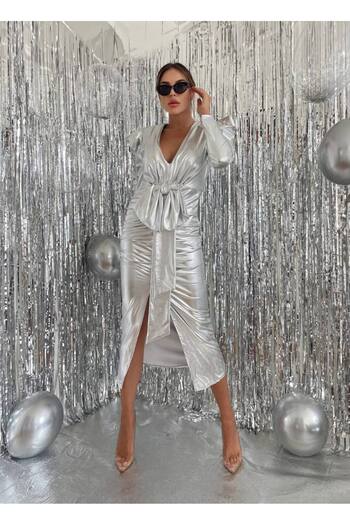 1Moda1Tarz Γυναικείο Μίνι Φόρεμα με Ασημί Lame Fabric Φιόγκο με λεπτομέρεια