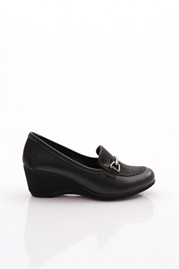 DGN Black Printed Comfort Women's Shoes - Leather with Metal Accessories