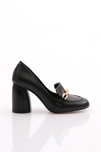 DGN 6029 Model Women's Heeled Shoes with Iron Accessories