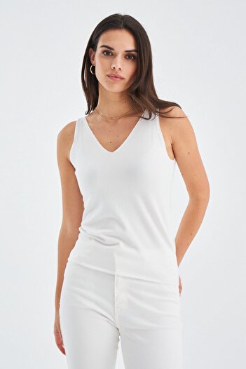Peraluna V-Neck Thin Strap Ruby Top Women's Knitwear Summer Undershirt - Ecru