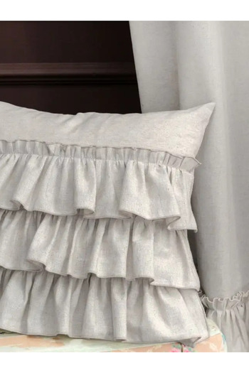 Perdeplus Frill Detailed Cotton Throw Pillow Cover