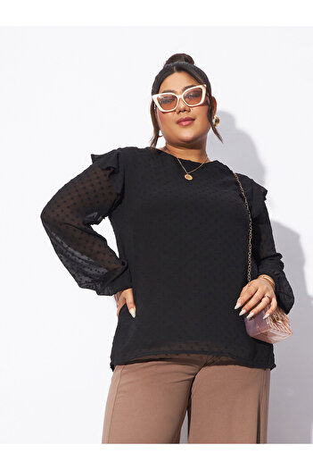 Sassafras By Styli Plus Dobby Round Neck Top