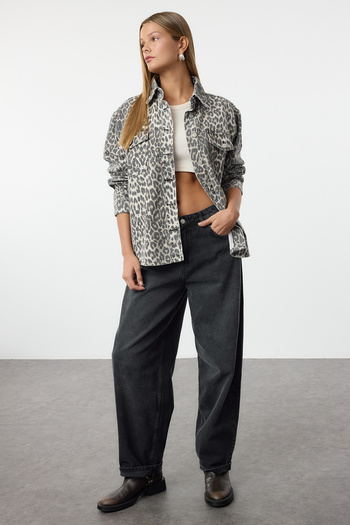 Trendyol Collection Vícebarevná tkaná bunda se zvířecím leopardím vzorem TWOAW25BC00030