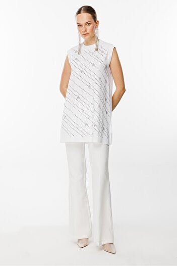 Ghisa Ecru Tunic - Sleeveless and Stone Detail