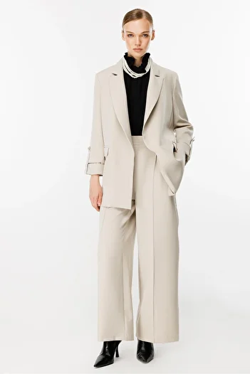 Ghisa Mono Collar Stone Colored Suit Set