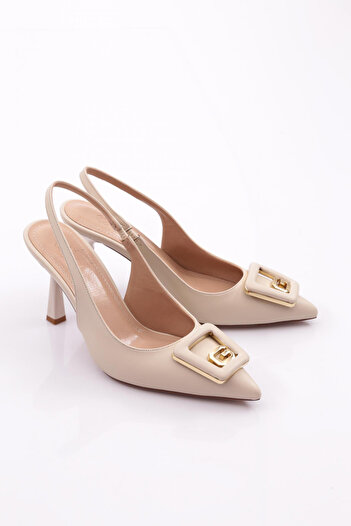 DGN 7072 Women's Letter g Buckle Heeled Shoes