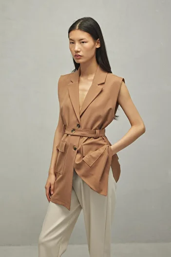 Fahhar Camel Women's Vest with Pockets