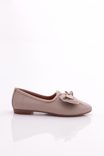DGN 132 Model Women's Ribbon Ballerinas