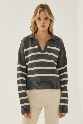 Hiccup Striped polo collar knitwear sweater