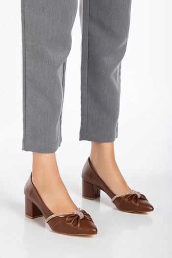 MaskButik Tan Selis Heeled Shoes