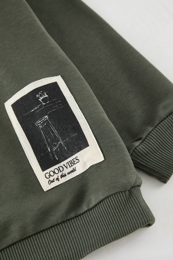 TRENDYOLKIDS Khaki Boy's Crew Neck Pletená mikina Tkdaw25Sw00070