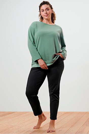 Tchibo Women Sportswear Fit Long Sleeve Training Top, Light Green