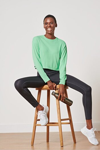 Tchibo Women Round Neck Long Sleeves Plain Top, Green