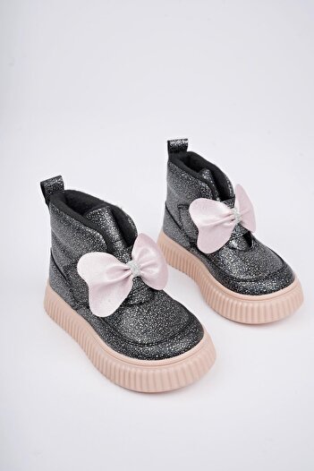 MUGGO Nixie Guaranteed Non-Slip Sole Comfortable Fit Children's Winter Boots with Velcro and Bow