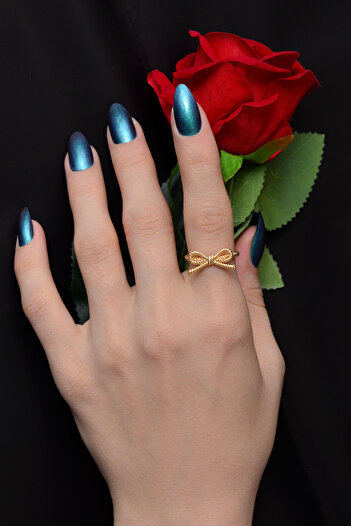 The Collection 4'lü Gold Yüzük Zirkon Taşlı Fiyonk Sezar Kalp ve Alyans Model Altın Kaplama Yüzük Set