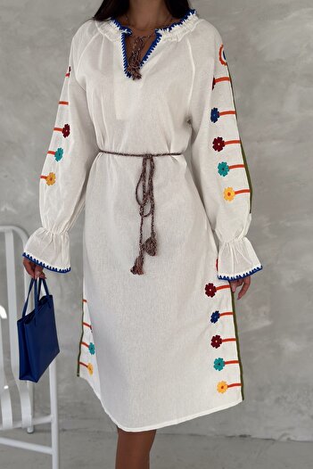 FEMELLE Embroidered Women's Dress