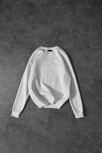 Slatra Men's White Reconnaissance Embroidery Detail Crew Neck Oversize Sweatshirt