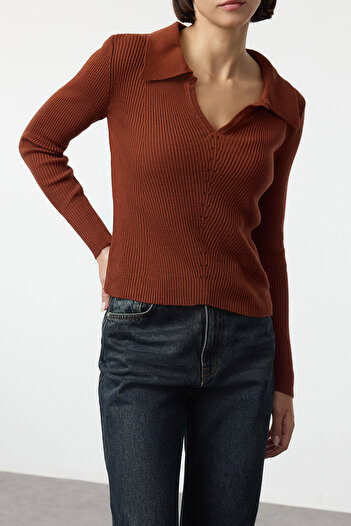 Edit by Trendyol Brown Polo Neck Slim Knitwear Sweater Tedaw25Kz00035