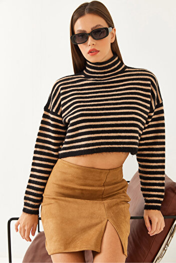 Bianco Lucci Women's Striped Half Turtleneck Crop Knitwear Sweater 85001026