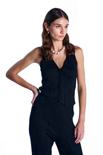 SHERIN Black Corded Knitwear Blouse
