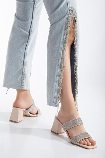 Dilimler Ayakkabı Two Thick Stone Banded Nude Women's Heeled Slippers