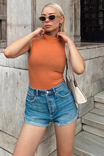 Swist Salmon Zero Sleeve Half Fisherman Women's Body Blouse
