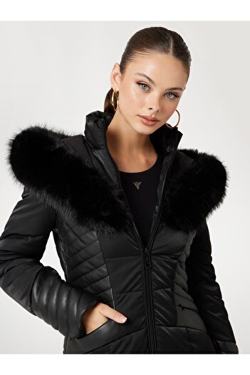 Guess SUNİ KÜRK KAPÜŞONLU ŞİŞME MONT