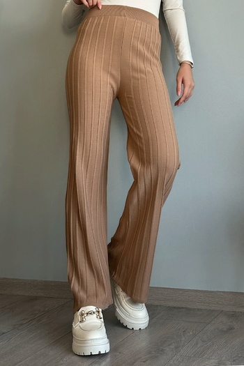 InStyle Πλεκτό παντελόνι Camel με χοντρό ραβδώσεις