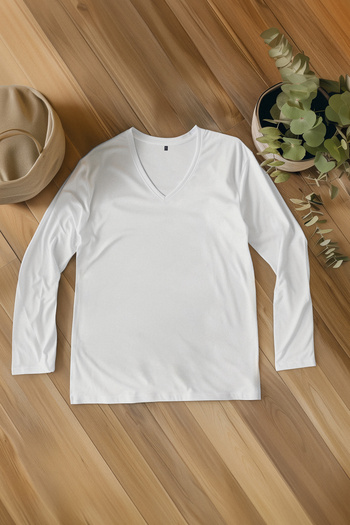 Trendyol Collection V-neck WhiTe Slim FiT CoTTon T-shirt - TMNAW25TS00006